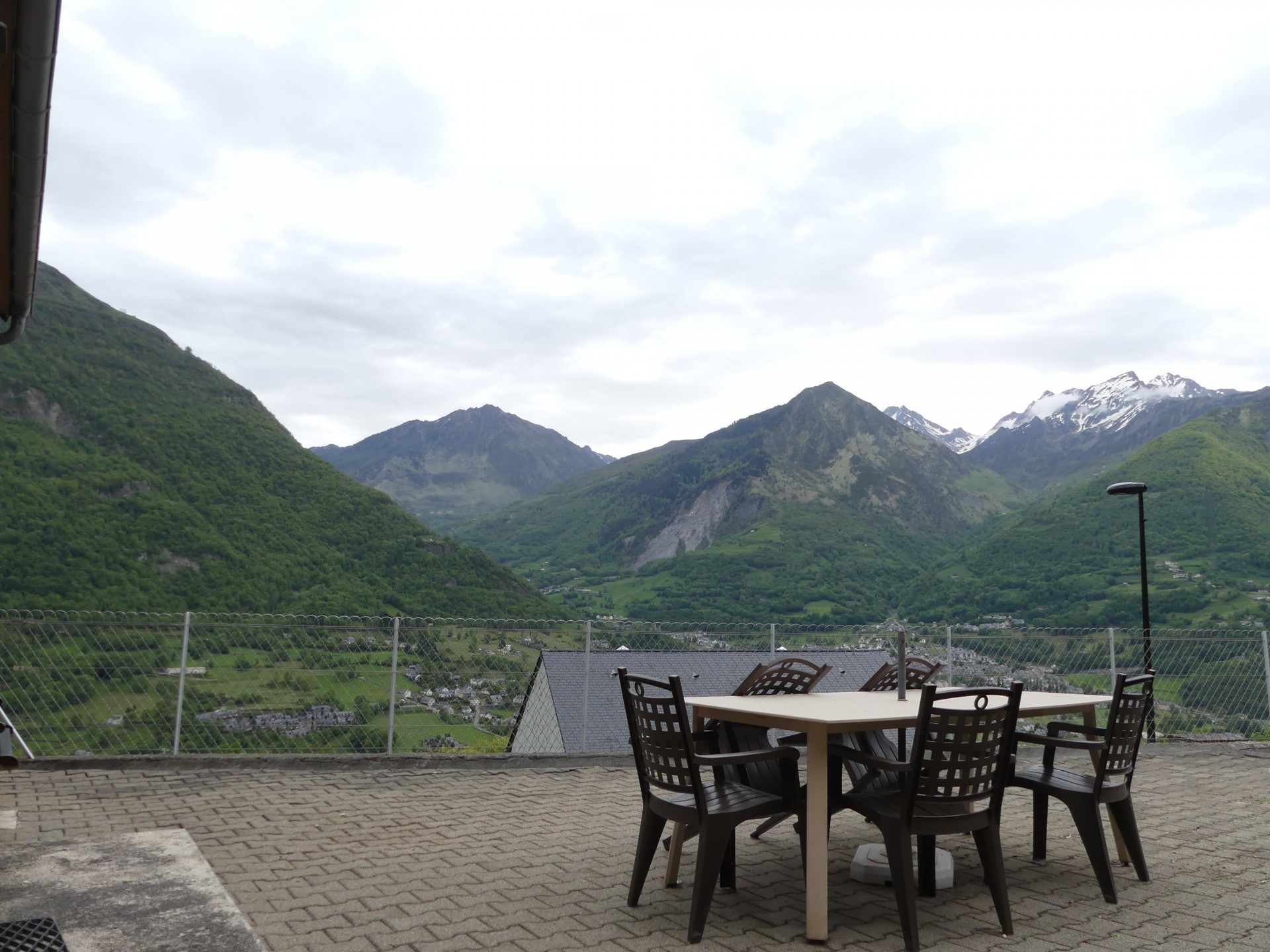 App 2 terrasse avec vue sur la vallee 1